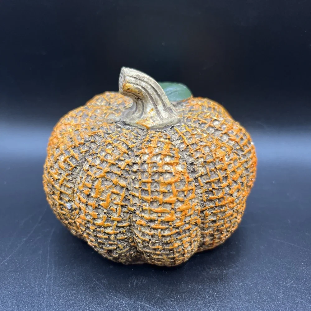 Resin‎ Pumpkin Hatched Pattern Fall Autumn Tabletop Decor Thanksgiving Halloween